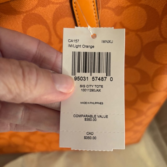 Coach City Tote with matching Coach Long Zip-Around Wallet - Picture 3 of 6